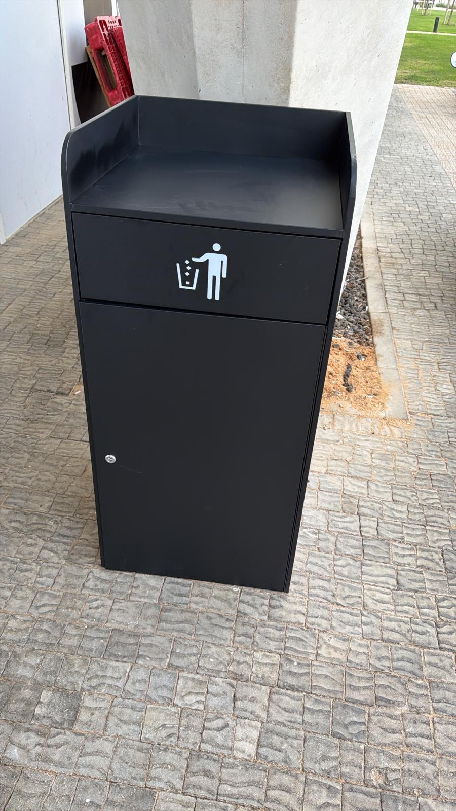 פח פינוי מגשים תעשייתי