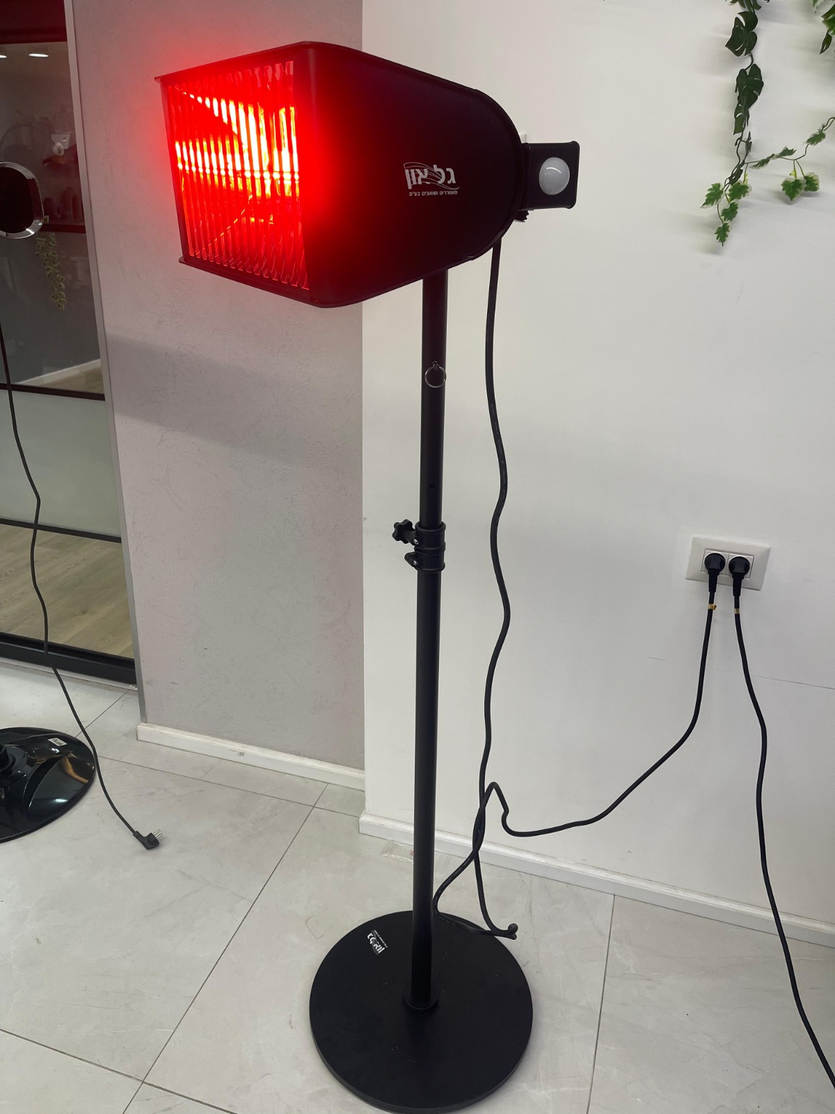 תנור חימום אינפרא אדום 2500W מדגם GL2500 PRIMUM כולל שלט חזק למסעדות! – תמונה 2