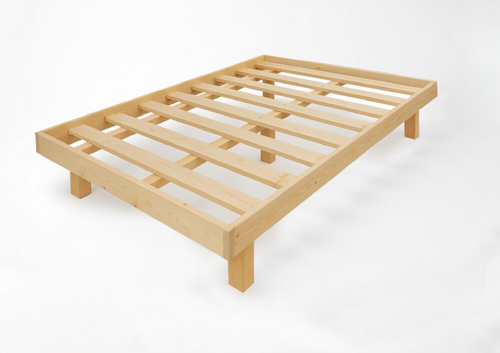 בסיס מיטה איכותי עם מסגרת מעץ אורן מלא וחזק מבית WOODY