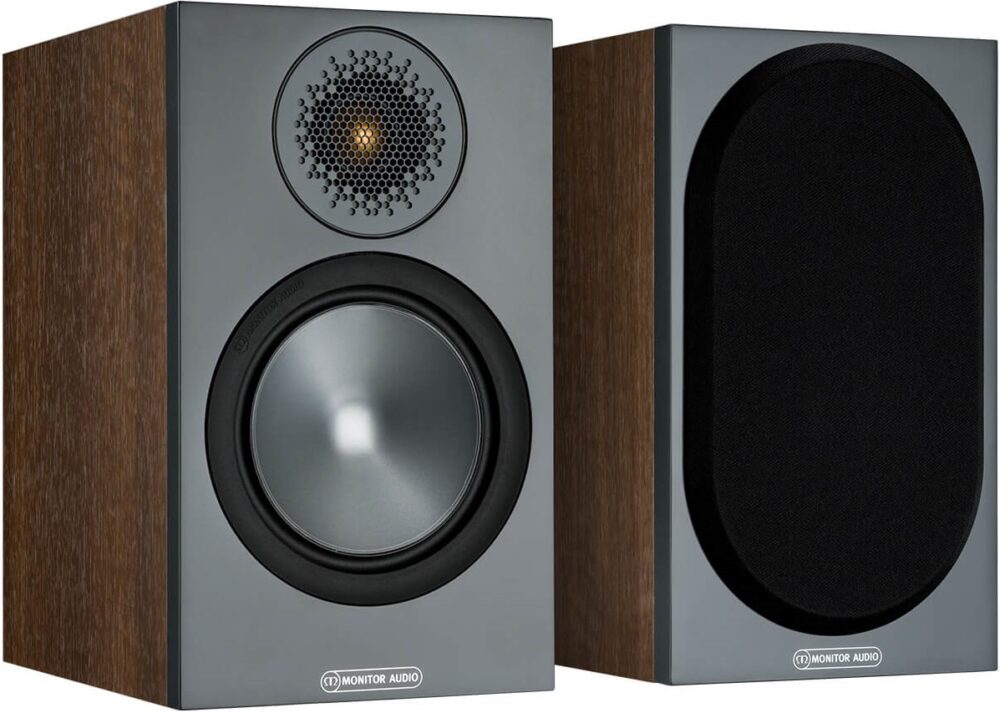 רמקולים לספריה מסוג Monitor Audio Bronze 50 - קונקטור