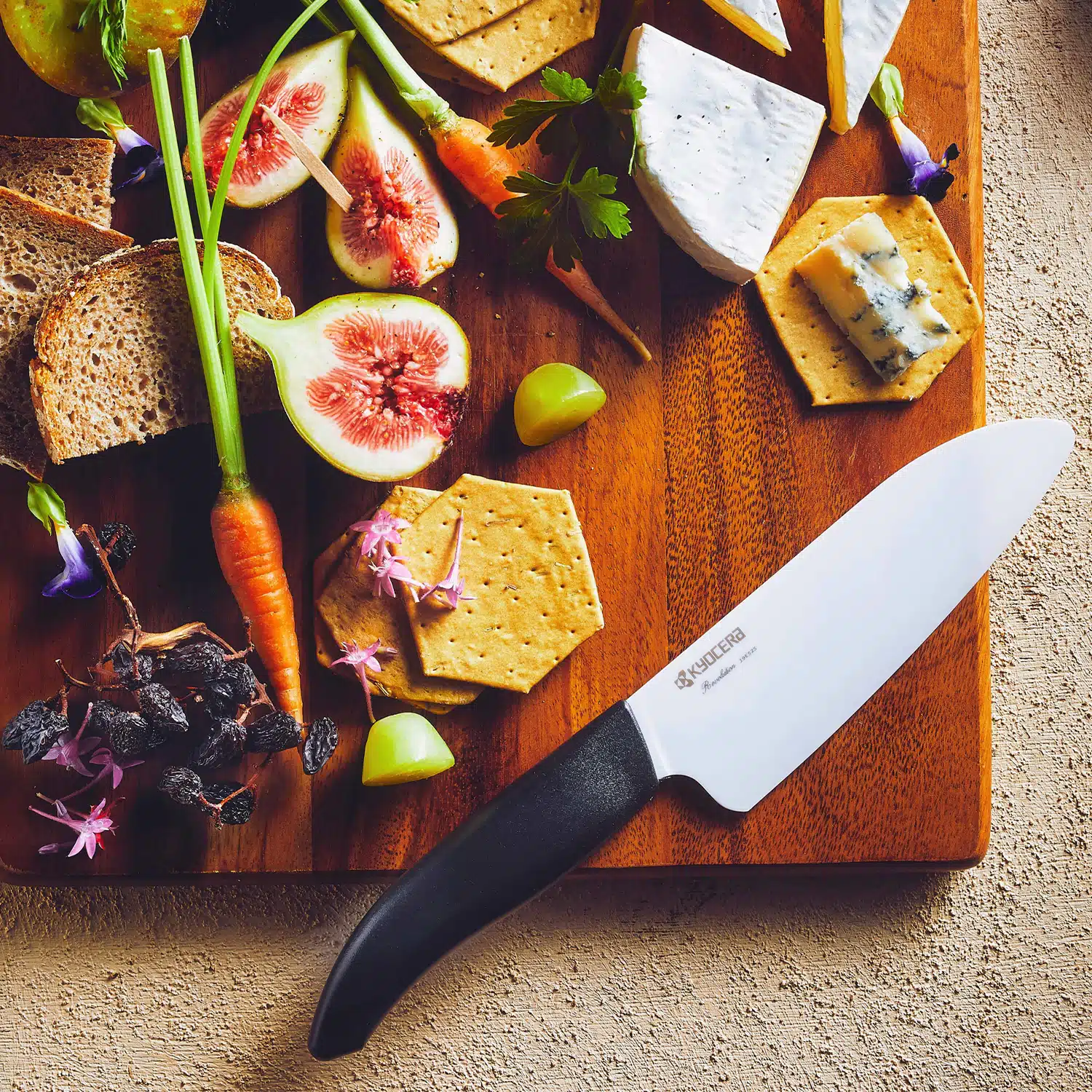 סכין סנטוקו קרמית 14 ס"מ מסדרת Bio Series האקולוגית של Kyocera – תמונה 3