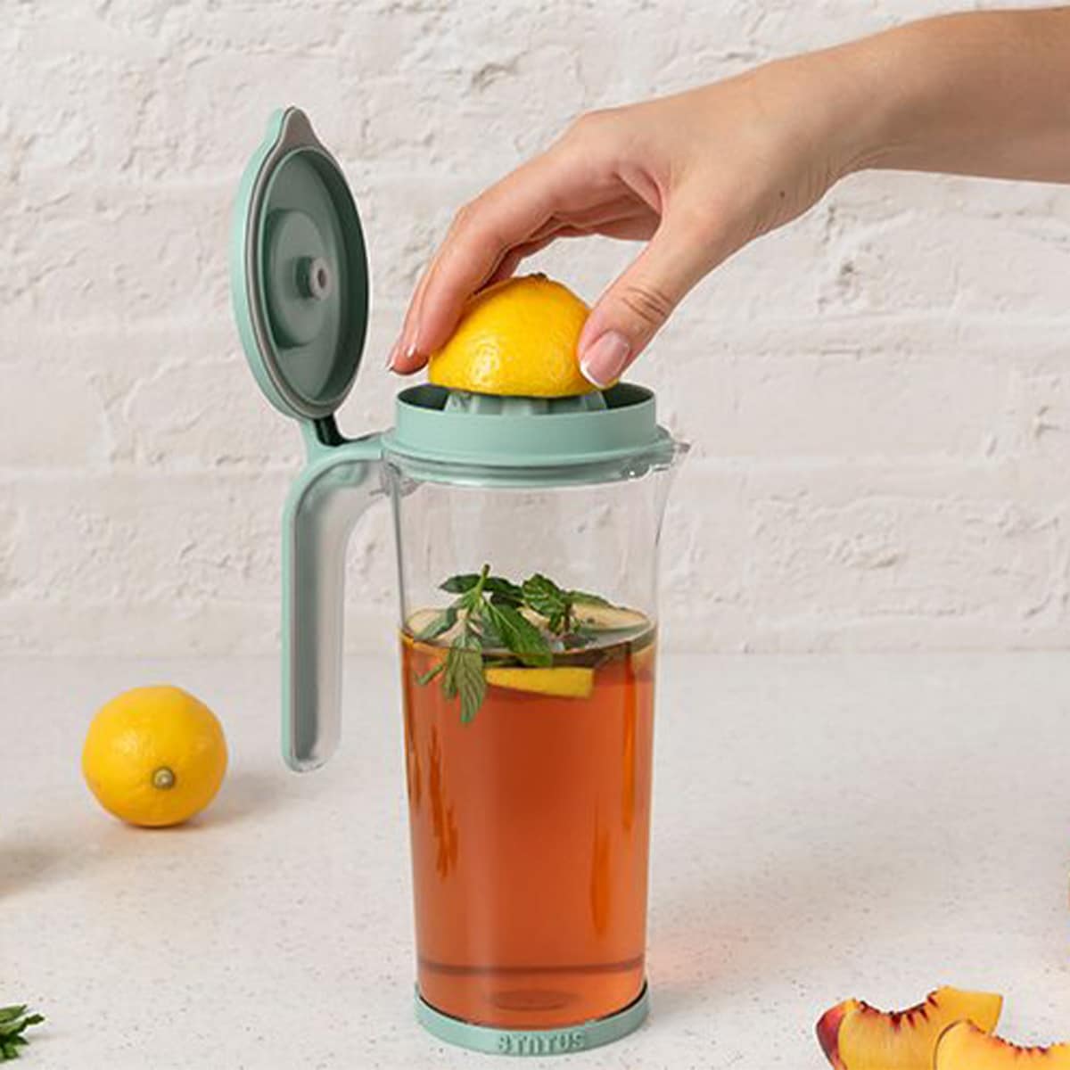 קנקן וואקום מטריטאן 1 ליטר עם מסחטת הדרים Status – תמונה 4