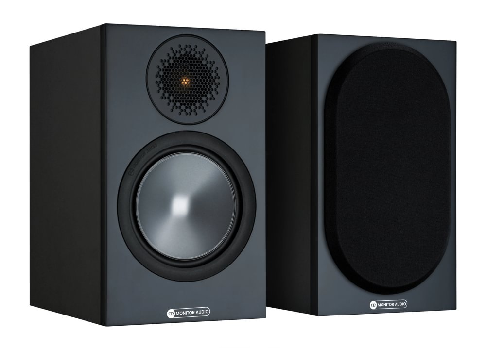 זוג רמקולים מדפיים Monitor Audio Monitor 50 קומפקטיים עם טכנולוגיית 2Way - קונקטור