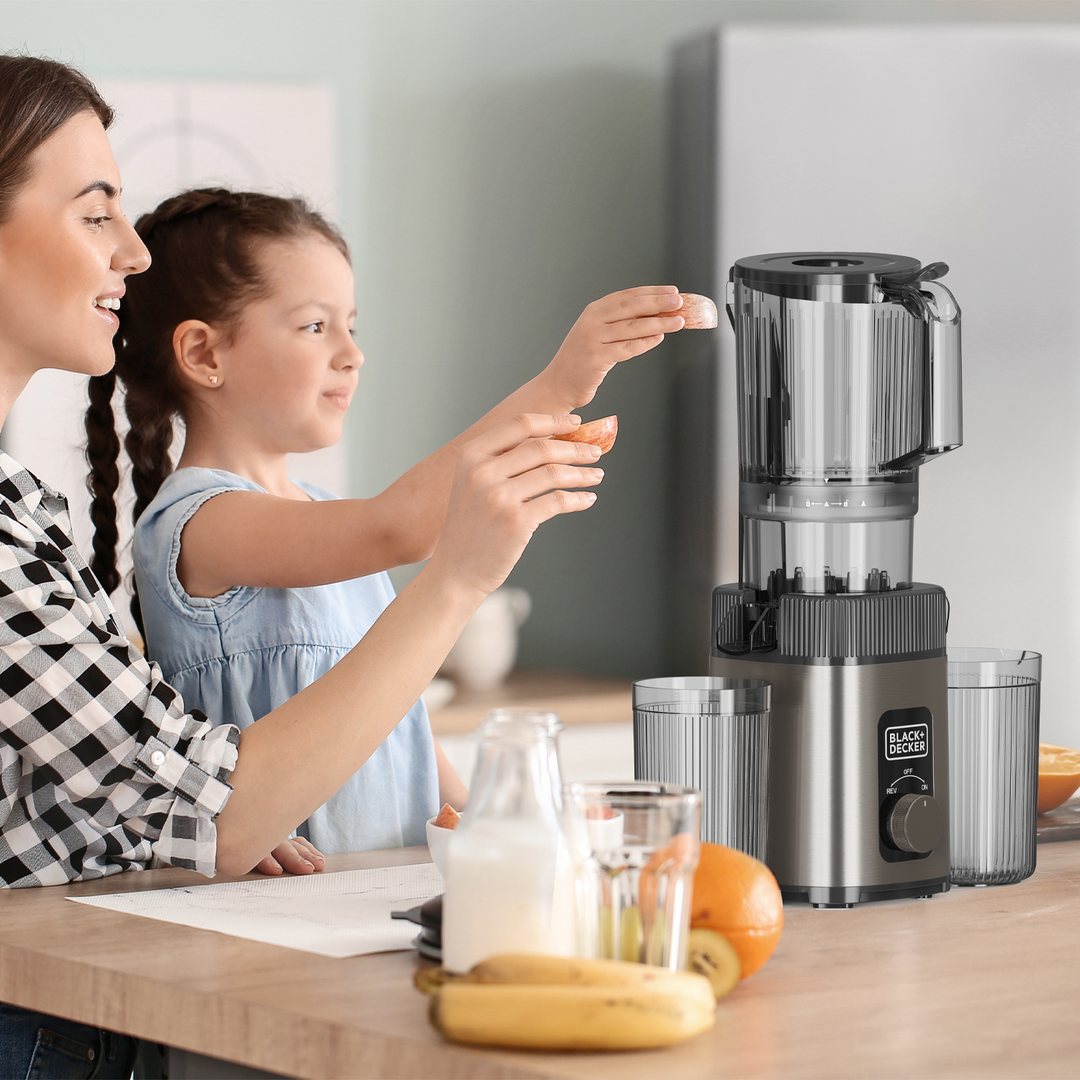 מסחטת מיצים סחיטה איטית BLACK&DECKER דגם BXJE4800E 200W – תמונה 5